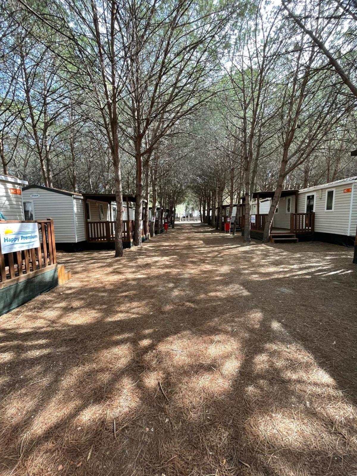 Happy Camp Mobile Homes In Camping Iscrixedda Lotzorai Exterior foto